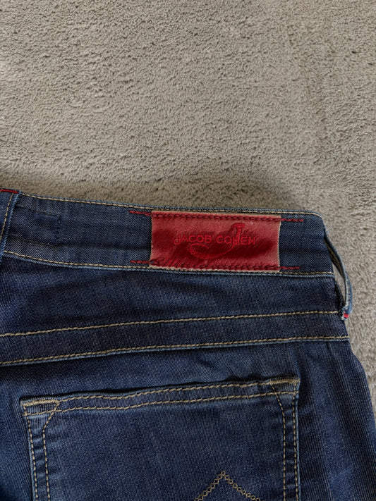 Jeans Jacob Cohën Slim Straight Capri - Lavaggio Scuro Pregiato - W27 (Taglia S)