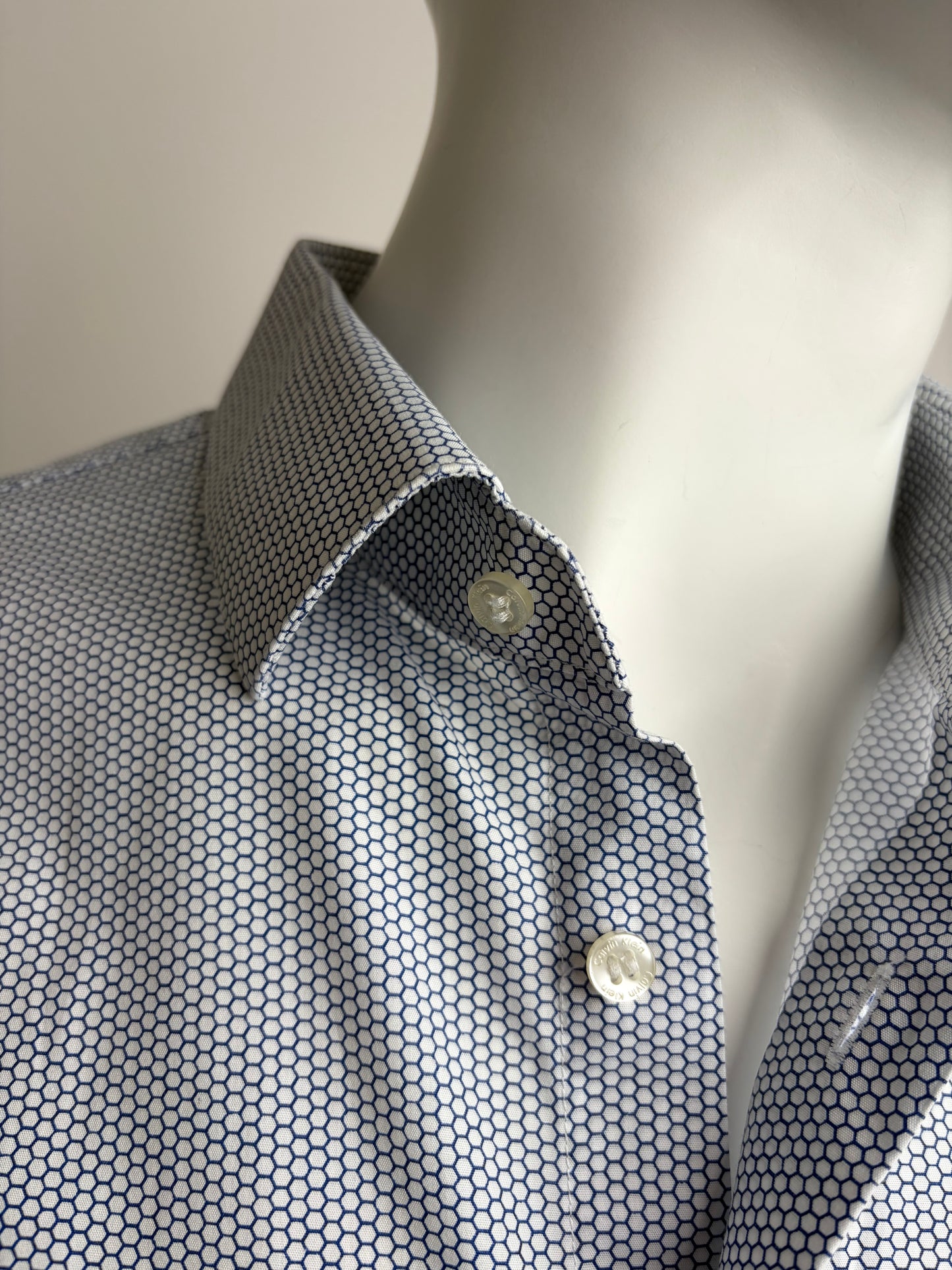 Camicia Calvin Klein Fitted - Pattern Esagonale Bianco e Blu - Taglia XL