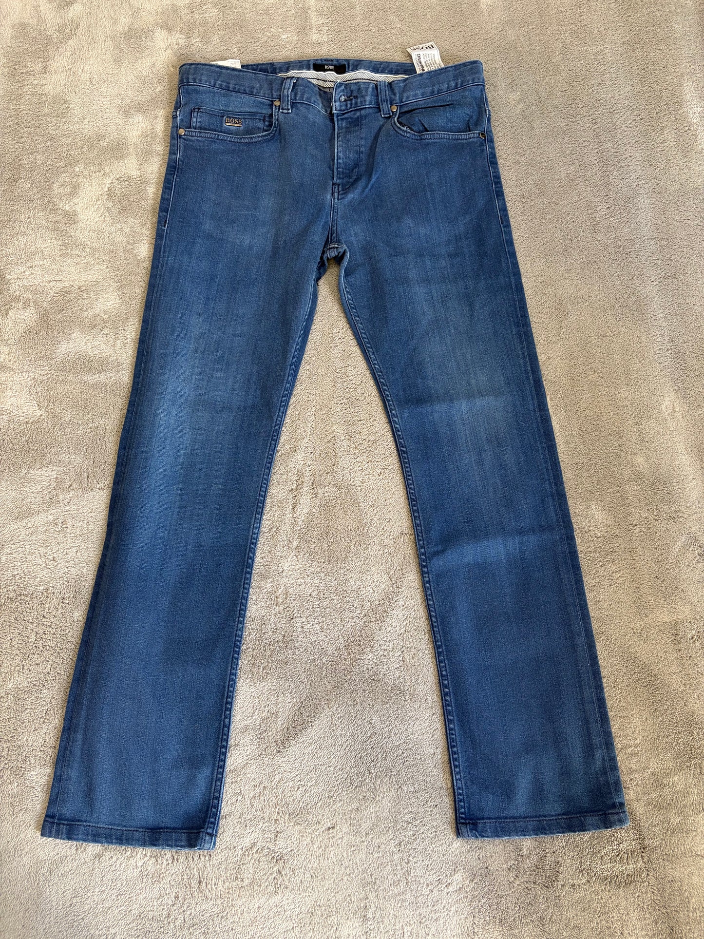 Jeans BOSS Hugo Boss Regular Fit - Lavaggio Blu Medio Stretch - W32 L34 (Taglia M)