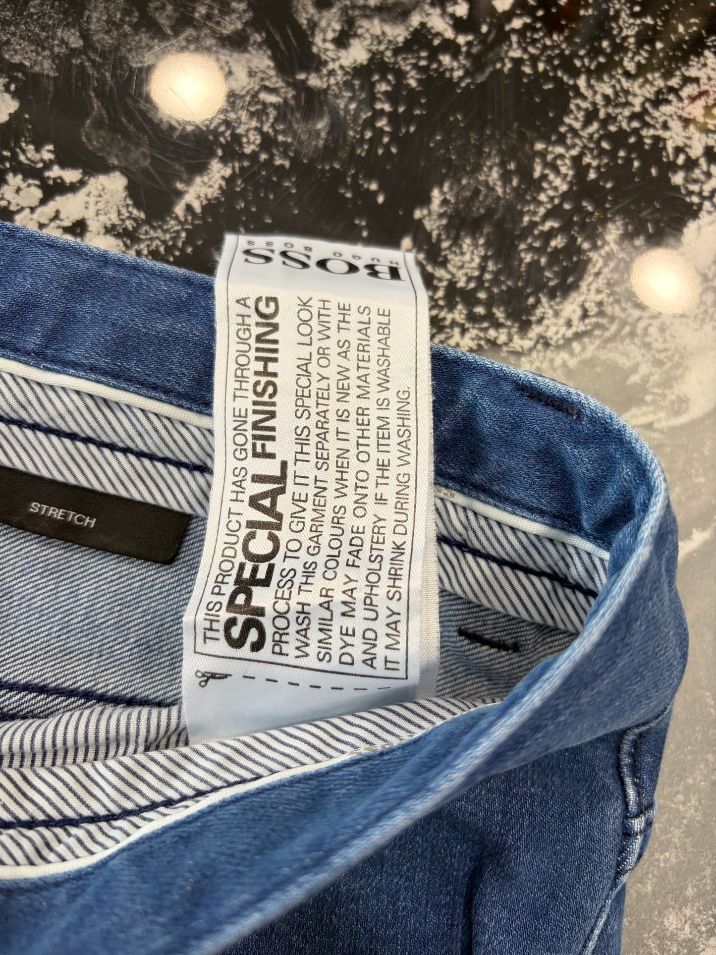 Jeans BOSS Hugo Boss Regular Fit - Lavaggio Blu Medio Stretch - W32 L34 (Taglia M)