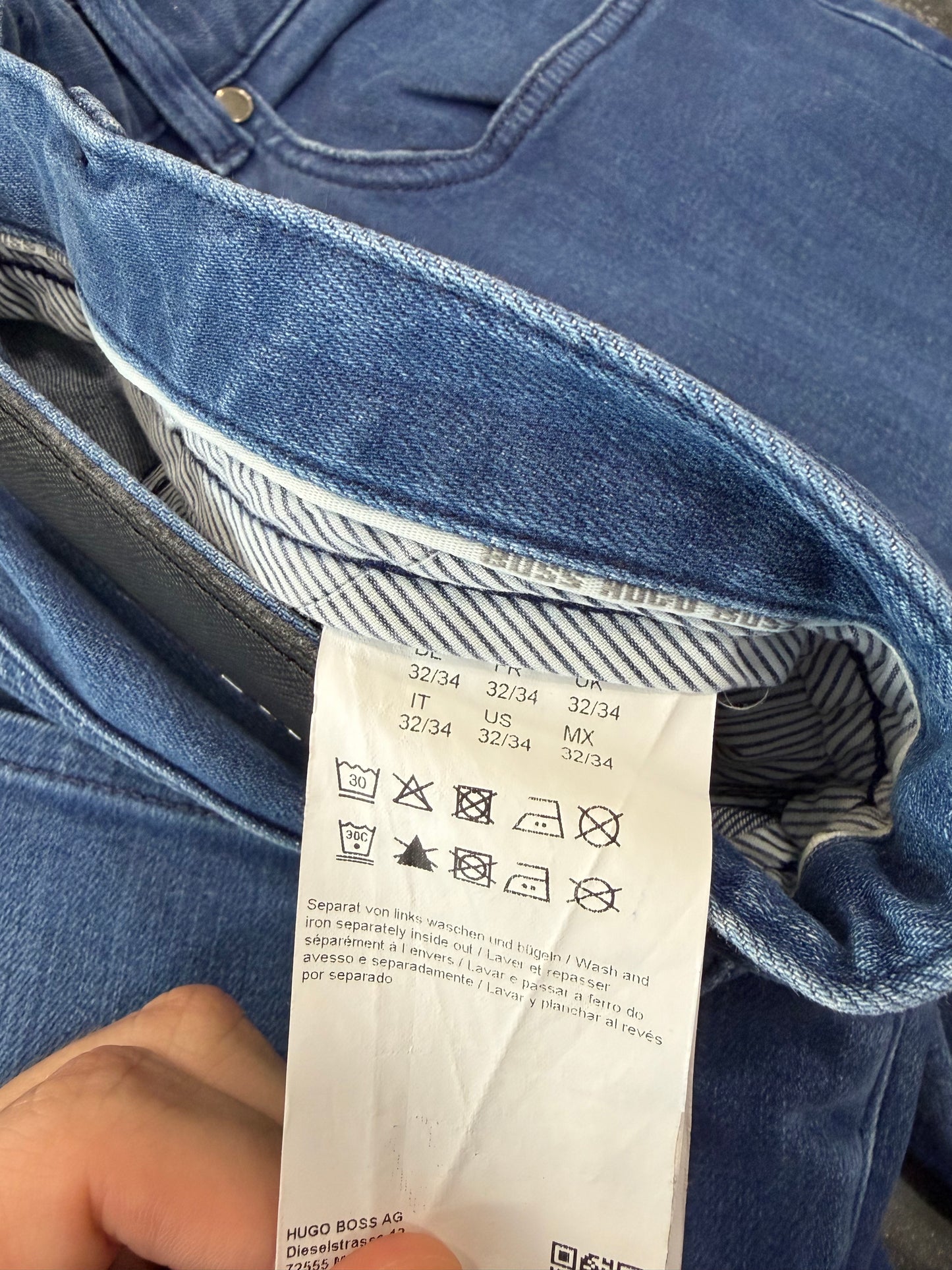 Jeans BOSS Hugo Boss Regular Fit - Lavaggio Blu Medio Stretch - W32 L34 (Taglia M)