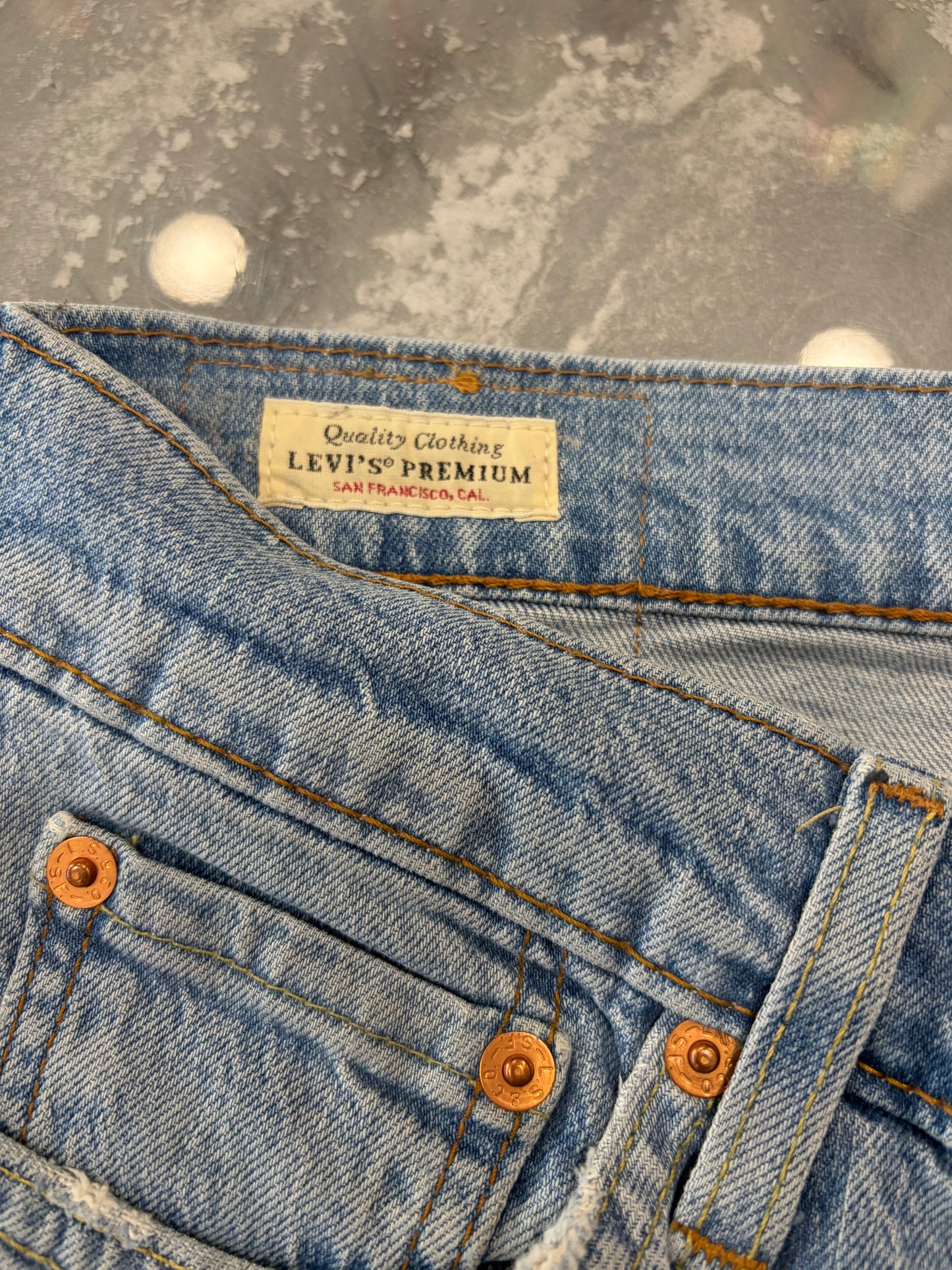 Jeans Levi's Premium 511 Slim Fit - Lavaggio Azzurro Chiaro Vintage - W28 L32 (Taglia S)